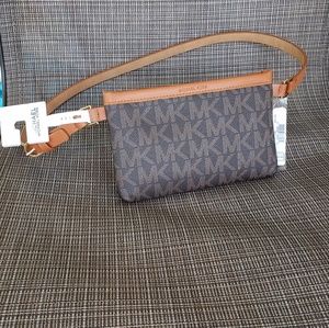 NWT Michael Michael kors fanny pack belt